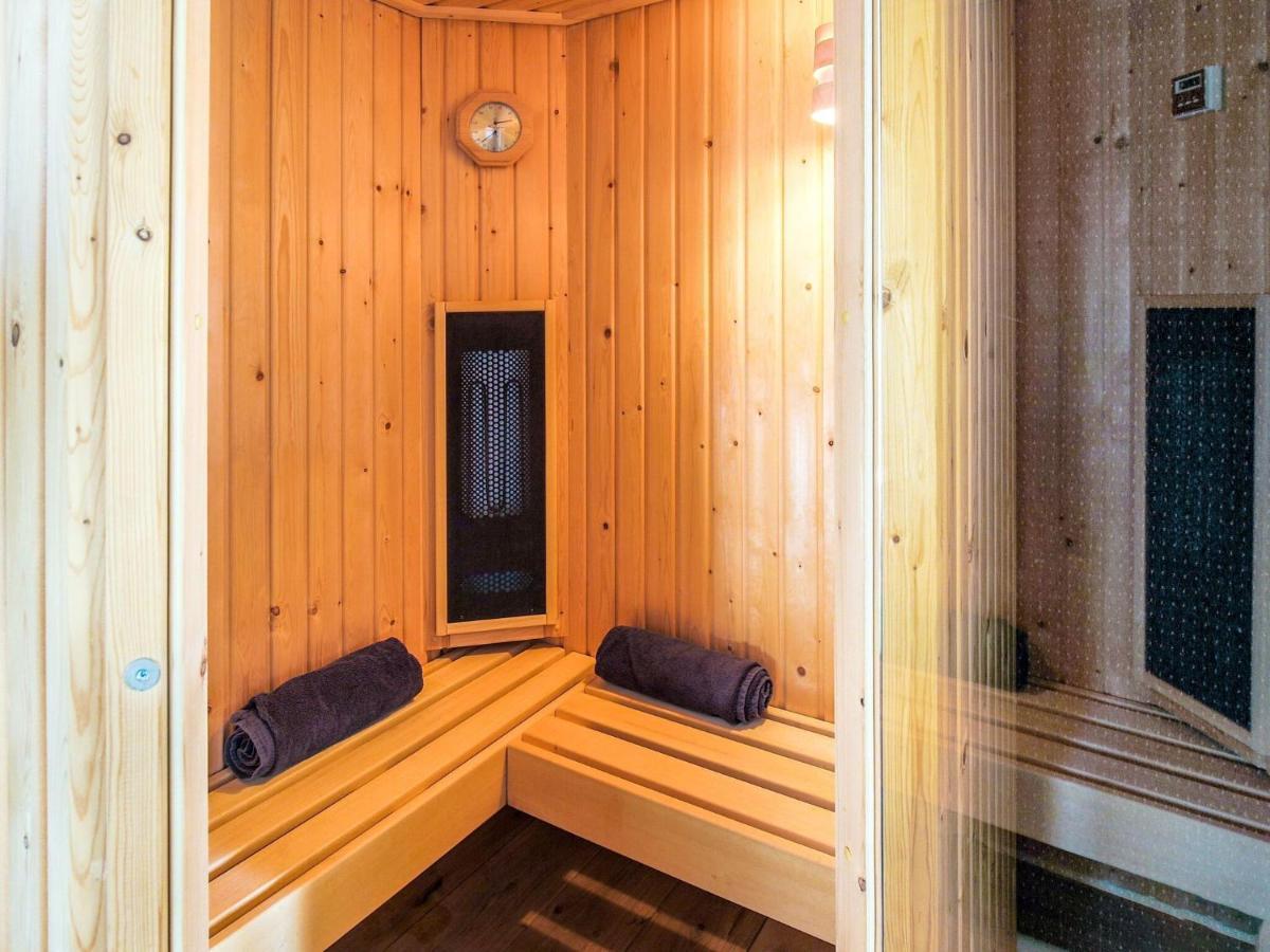 Traditional Farmhouse In Egmond Aan Den Hoef With Sauna Villa Rinnegom Bagian luar foto